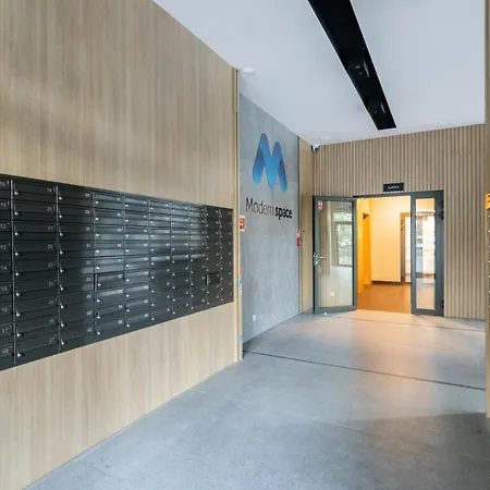 Superapart Wiktoryn 6 Varşova