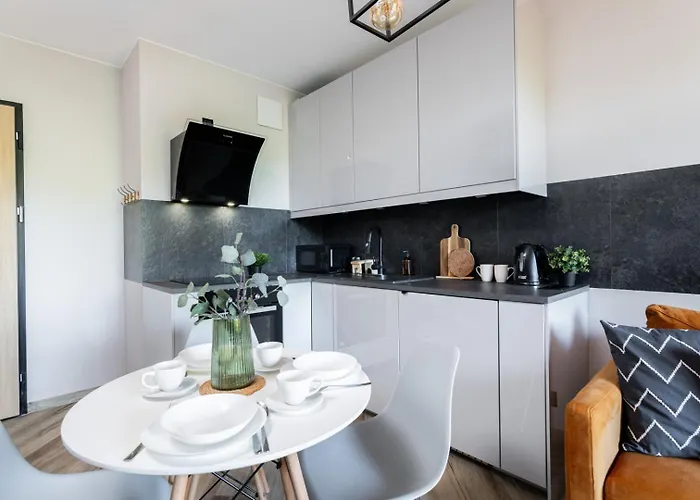 Superapart Wiktoryn 6 *